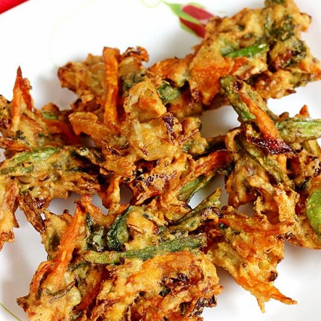 Veg Pakora.